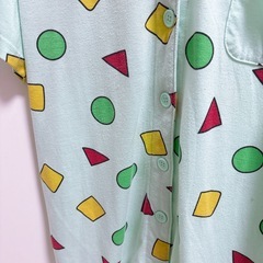 クレヨンしんちゃん　ルームウェア　半袖の画像