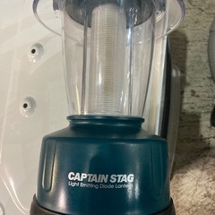 CAPTAIN STAG LEDランタン ダークグリーン　程度は良いですの画像