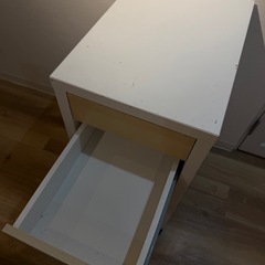 キャスター付きワゴンの画像