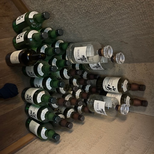 ウイスキー、山崎白州響、日本酒、空き瓶