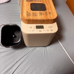 ホームベーカリー アイリスオーヤマ
の画像