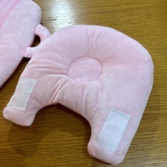 赤ちゃん ハンズフリー授乳 哺乳瓶ホルダー付き枕 セルフミルク  向き癖防止 絶壁防止 の画像