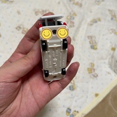 ひこうき トミカ救急車の画像