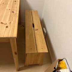IKEA ダイニングテーブルセットの画像