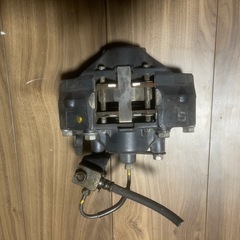 スカイラインECR33リアブレーキキャリパーの画像
