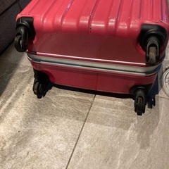 軽量ブランド特大スーツケース75.50.30センチの画像