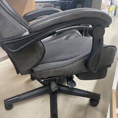 【ジャングルジャングル滋賀草津店】ジモティ来店特価‼ ゲーミングチェア J-251089の画像