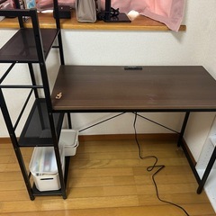 机(棚付き)の画像