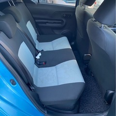 TOYOTA アクア グレードSの画像