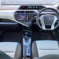 TOYOTA アクア グレードSの画像