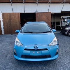 TOYOTA アクア グレードSの画像