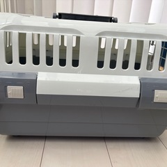 犬用ケージ、クレート、オムツの画像