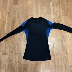 アディダス　アンダーシャツの画像