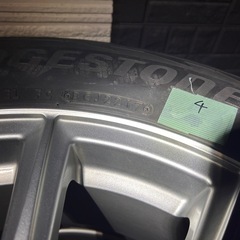 226 60R15 スタッドレスタイヤ
の画像