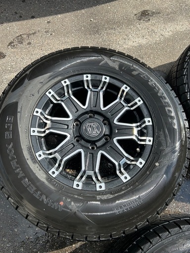 スタッドレス4本(ホイール付)、22年製、265/70R17、8~9部山、士別市or札幌での引渡し、DUNLOP、WINTERMAXX