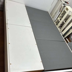 ベッドフレーム 1.6mの画像