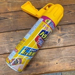 ハチアブマグナムジェット 蜂駆除スプレー [550mL]半端の画像