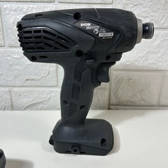 RYOBI リョービ BID-1800D 充電式インパクトドライバ 18V DIY 日曜大工 便利屋 工具 家具組立て バッテリー2個付き！の画像
