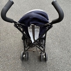 B型べビーカー
の画像