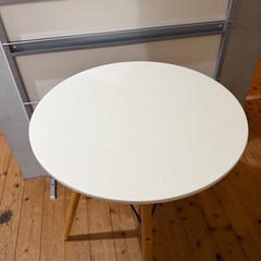 サイド丸てーテーブルの画像