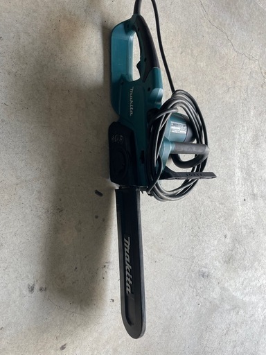 マキタ　チェンソー