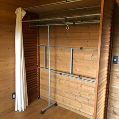 【カーテン付きハンガーラック】お譲りします。の画像