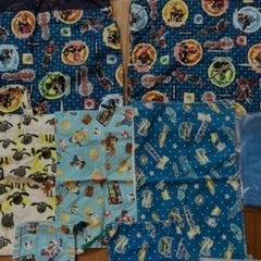 ハンドメイド袋、クールネック、ハンドジェルの画像