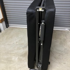 折りたたみベッドの画像