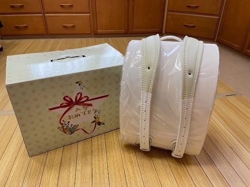 お取置き中【ランドセル】【新品未使用】【白】【女の子用】【オマケあり】