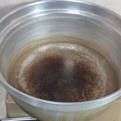 おそらくアルミ鍋　調理器具など　総重量5.5㌔位　いろいろまとめての画像