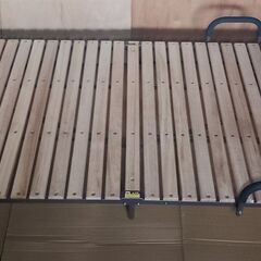 折り畳みベッド シングルベッドの画像