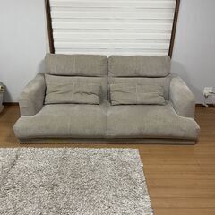 3人掛けソファー 家族4人で座れますの画像
