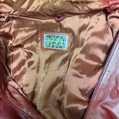IZZI 80年代ビンテージ 本革レザー フード付きジャケット 赤の画像