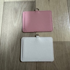 100円ショップ カードホルダー ネックストラップなしの画像