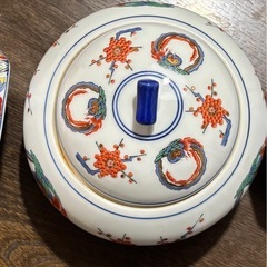 有田焼錦松梅蓋付き小鉢の画像
