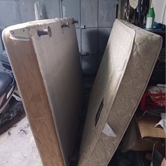 美品◎ダブルベット　フレーム　マットレス付の画像