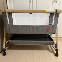 HZDMJベビーベッドの画像