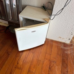 ミニ冷蔵庫の画像