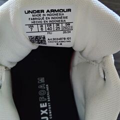 ☆商談中☆【直接手渡しのみ】試着１回のみ・25㎝・ほぼ未使用・アンダーアーマーの画像