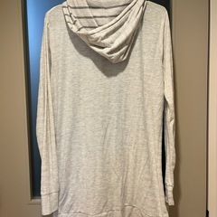パーカー　フード付き　ジップアップ　上着の画像