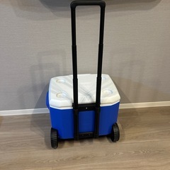 Coleman キャスター付きクーラーボックス 大容量の画像