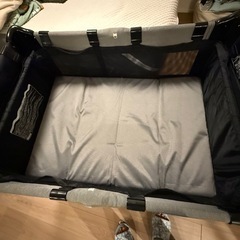 カトージ 折り畳みベビーベッド ニューヨークベビーの画像