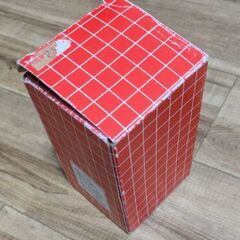 郵便ポスト型貯金箱（陶器製）の画像