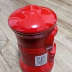 郵便ポスト型貯金箱（陶器製）の画像