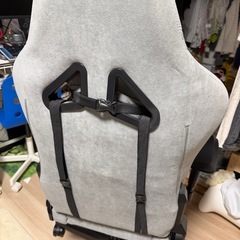 ゲーミングチェア
の画像