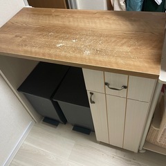 【募集終了】ゴミ箱がすっきり納まるキッチンカウンター(WH)の画像