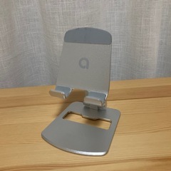 Lomicall 折り畳み式 タブレット スマホ 兼用 スタンド ホルダー 角度調整 Lomicall iPad用 stand : アルミ 合金製 卓上 縦 横置き すたんど タブレット 置き台 YouTube 動画 テーブル デスク 持ち運び 4~13 インチ ipad 10 第十世代 ipad pro mini Air android huawei Galaxy に対応 - シルバー の画像