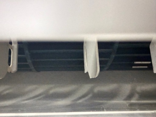 2019年　アイリス　2.8k 10-12畳　100v  清掃すみ済み