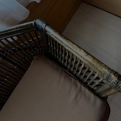 コイズミ　籐(ラタン)のラブチェアの画像
