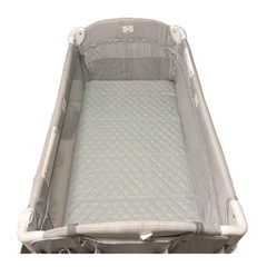 ベビーベッドの画像